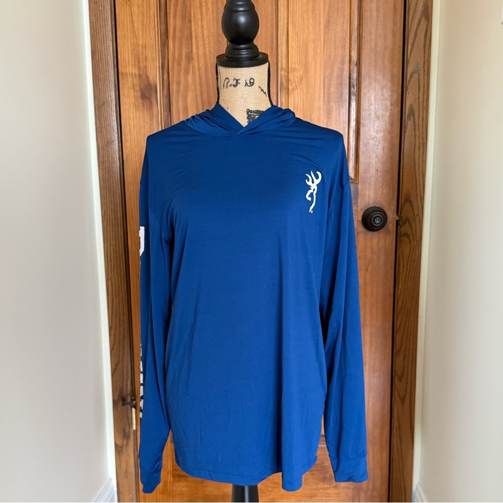 Men’s M, Browning, Blue Long Sleeve w/ Hoodie